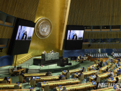 유엔 인권보고관 "韓, 북한과 협상시 인권문제 포함하라"