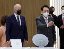 [속보]尹대통령 "바이든 삼성 방문, '글로벌 포괄적 전략동맹' 되새겨"