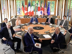 G7,    ̴١"þƻ  ݻ  "