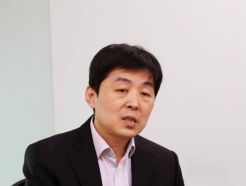 "카뱅, 지금도 비싸다"…목표가 1만원대 제시한 애널리스트의 일침