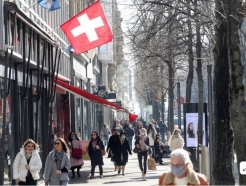 스위스 3월 CPI 2.9%, 3개월 만에 최저…그래도 금리는 오를듯