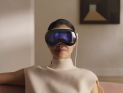 애플 야심작 '비전 프로'…VR·메타버스 스타트업 침체기 끝낼까
