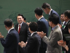 윤 대통령, 창원에서 '청년'을 외치다…"문화 융합해야 산업 발전"