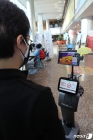  서울의료원에서 발열 감지하는 로봇