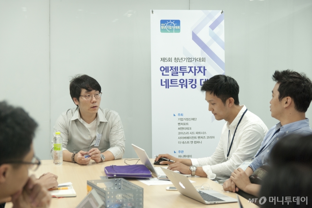 제품만 좋으면 VC가 알아서 투자?..."창업가도 자기 PR해야" - 뉴스 썸네일 이미지