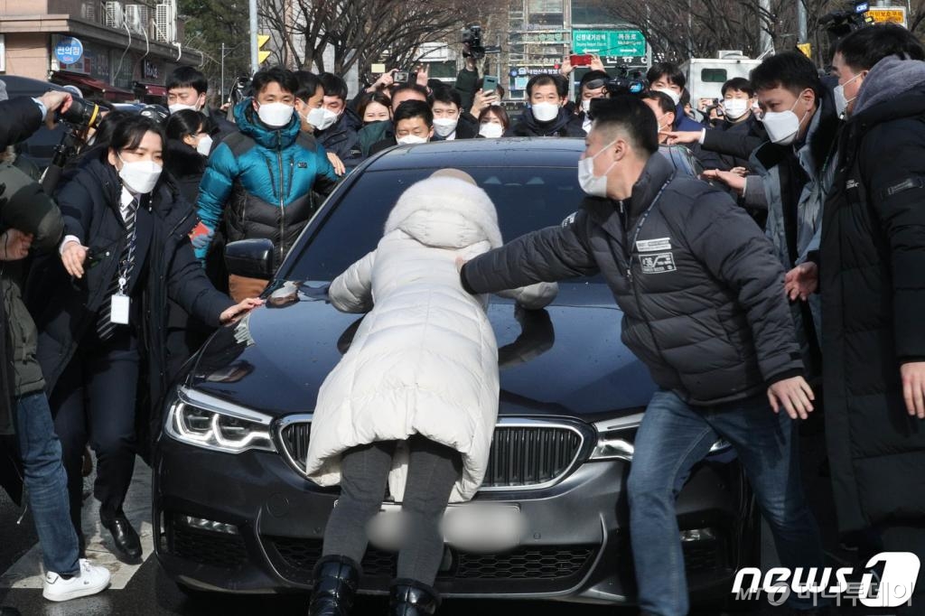 '정인이 양모' 뒤늦게 살인죄 적용…'신상공개'는?[팩트체크 ...