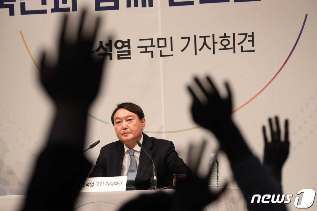 윤석열 '죽창가·오염수' 발언 전하며 치켜세운 日매체 - Vimarsana News