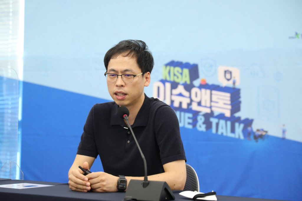 해커들, 랜섬웨어 공격위해 1년간 시스템 허점 뒤졌다 - Vimarsana News
