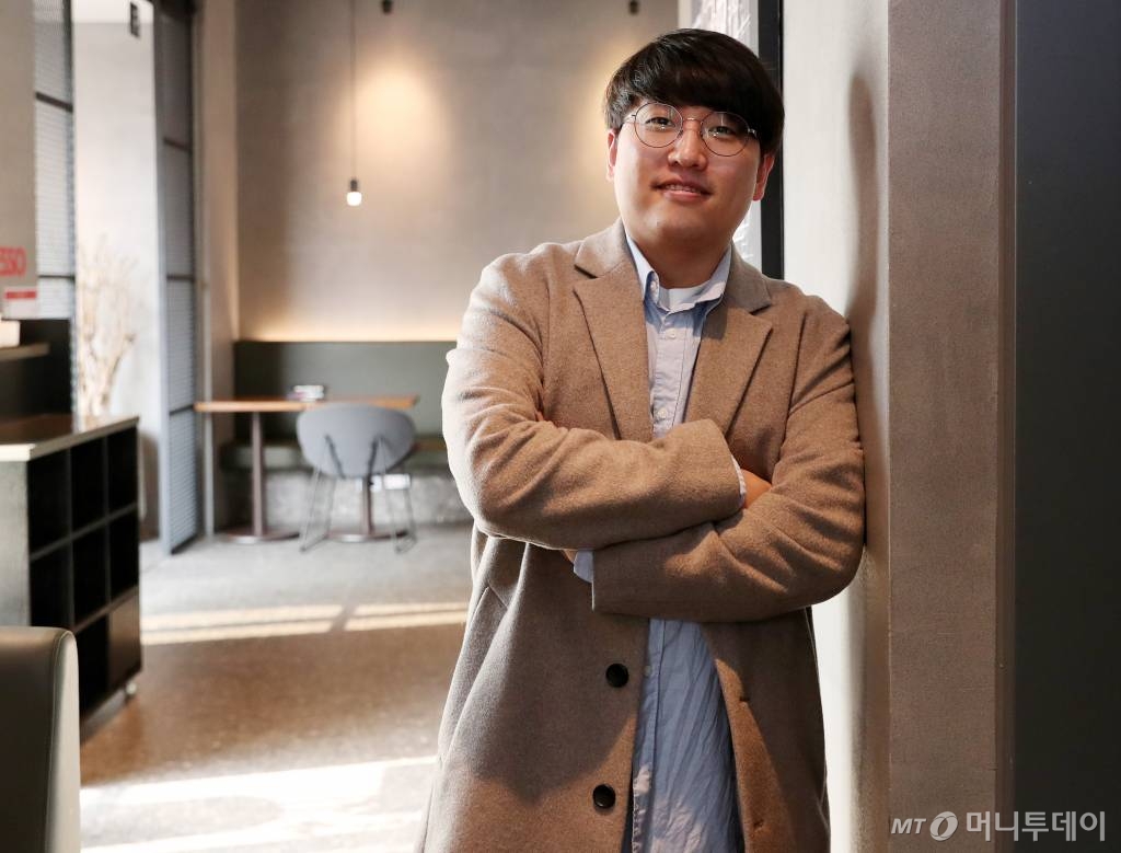 인건비 2억 아꼈다...코딩 몰라도 빅데이터 주무른다 - 뉴스 썸네일 이미지