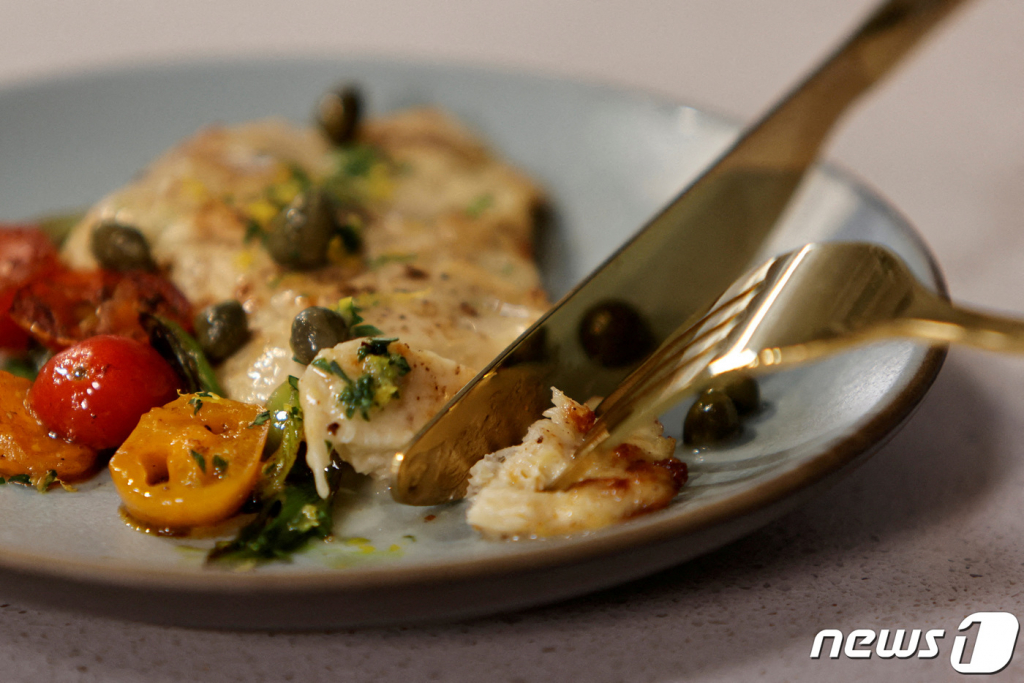 실험실서 만든 닭고기 美식탁 오른다...'배양육 스타트업' 투자 몰릴까 - 뉴스 썸네일 이미지