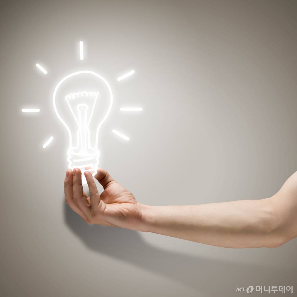 "메타버스로 자동차 생산공정 효율화"…교육·의료 등도 성과 - 뉴스 썸네일 이미지