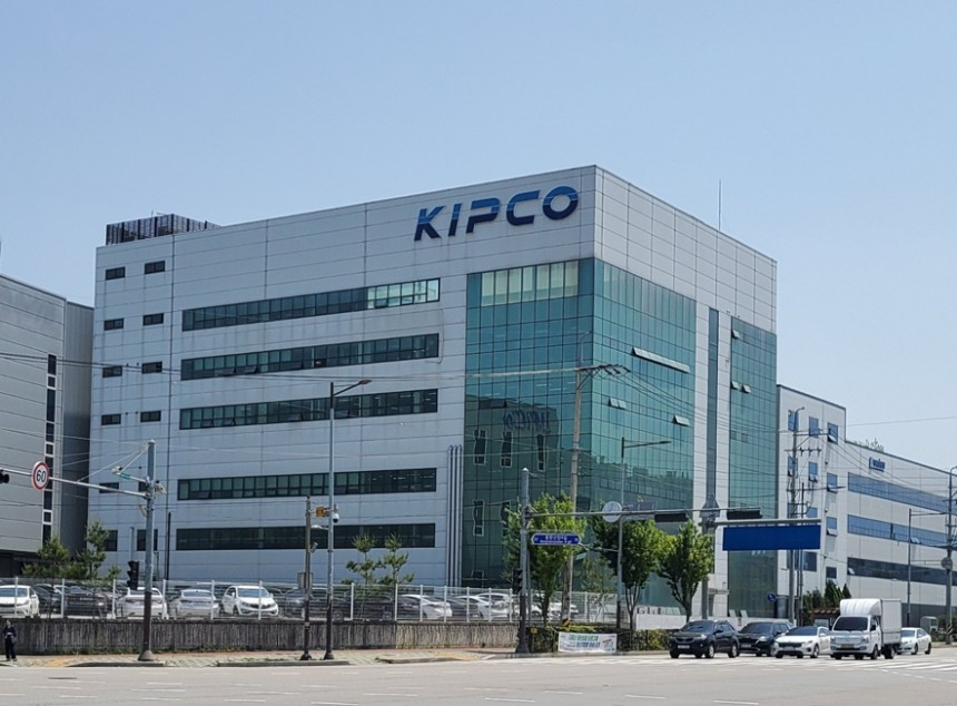 키프코우주항공·현대로템, K2전차 안티드론 재머 시스템 개발 계약 - 뉴스 썸네일 이미지