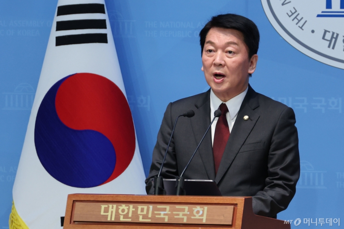 안철수, 과학기술혁명 강조하며 '대한민국 신성장' 이끌겠다고 약속