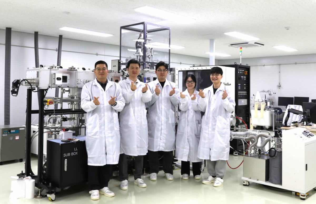 한국 페로브스카이트 태양전지, 기술은 세계 최고인데… 상용화 '골칫거리'는 왜?