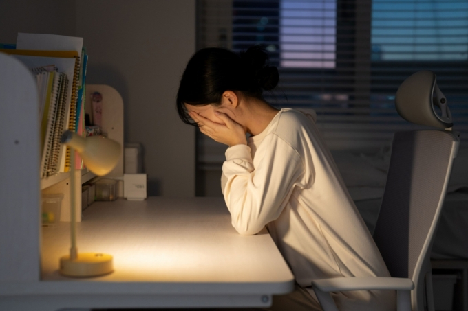 "심리상담 30분에 5만원" 앱 켜고 속풀이...입소문 난 '멘탈테크' - 뉴스 썸네일 이미지