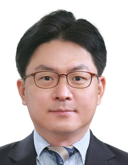 방사형 그래프·기업가치 지표 활용해 소재 기업 다각 분석