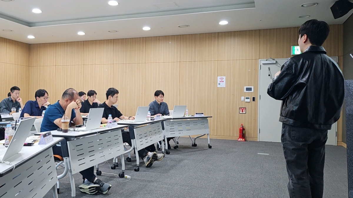 경기혁신센터, 기후테크 스타트업 키운다...'스타트업 815 IR' 개최