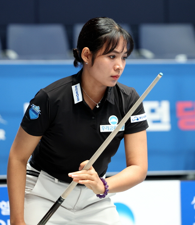 '퍼펙트큐' 스롱의 완벽 부활, 2연패 우승 도전 '상대는 천적 김민아'... 밤 10시 결승전 [PBA]