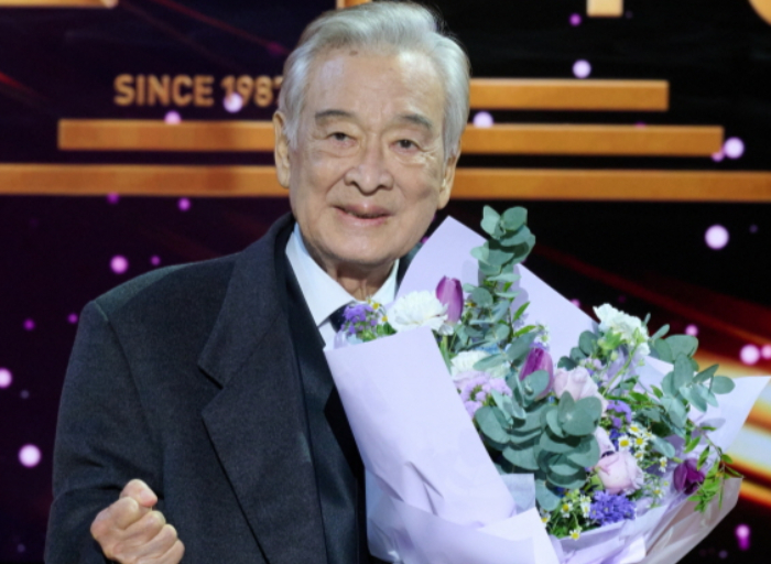 충격설 일축! 이순재, 재활에 전념 중… 측근 증언 통해 현재 상태 전해