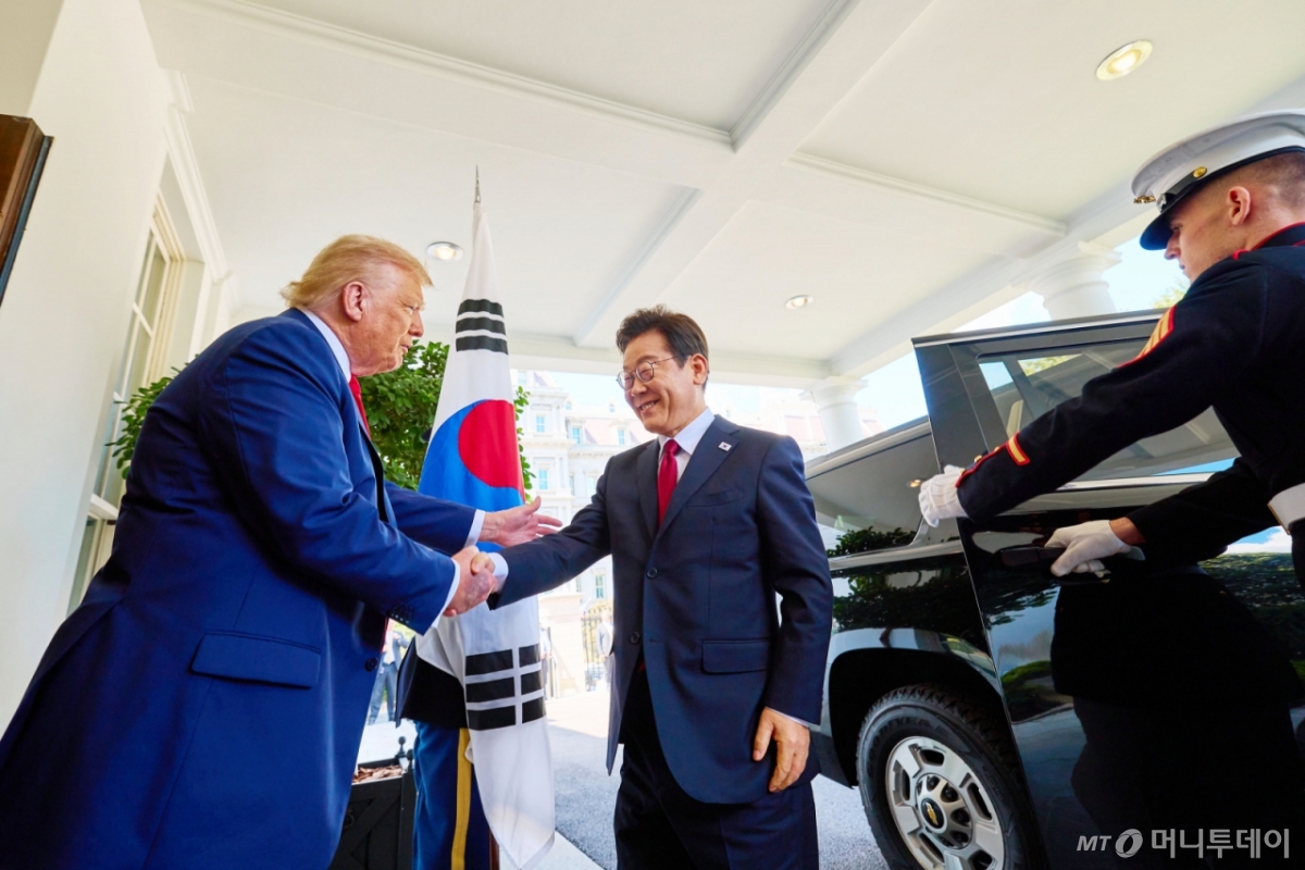 위성락 국가안보실장 브리핑 모습