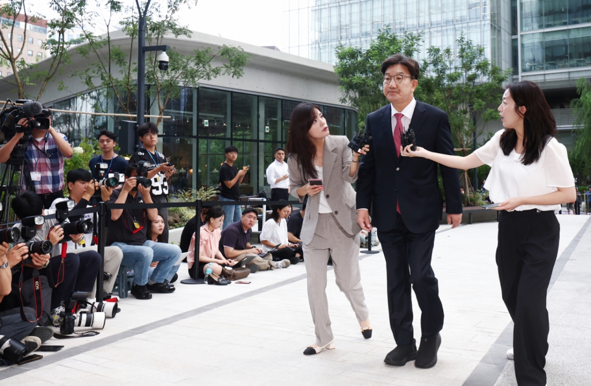 특검, '통일교 접촉계기' 등 추궁…권성동 의원, 적극 진술