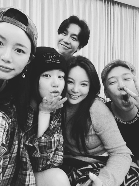 MC몽과 이승기·이다인 부부