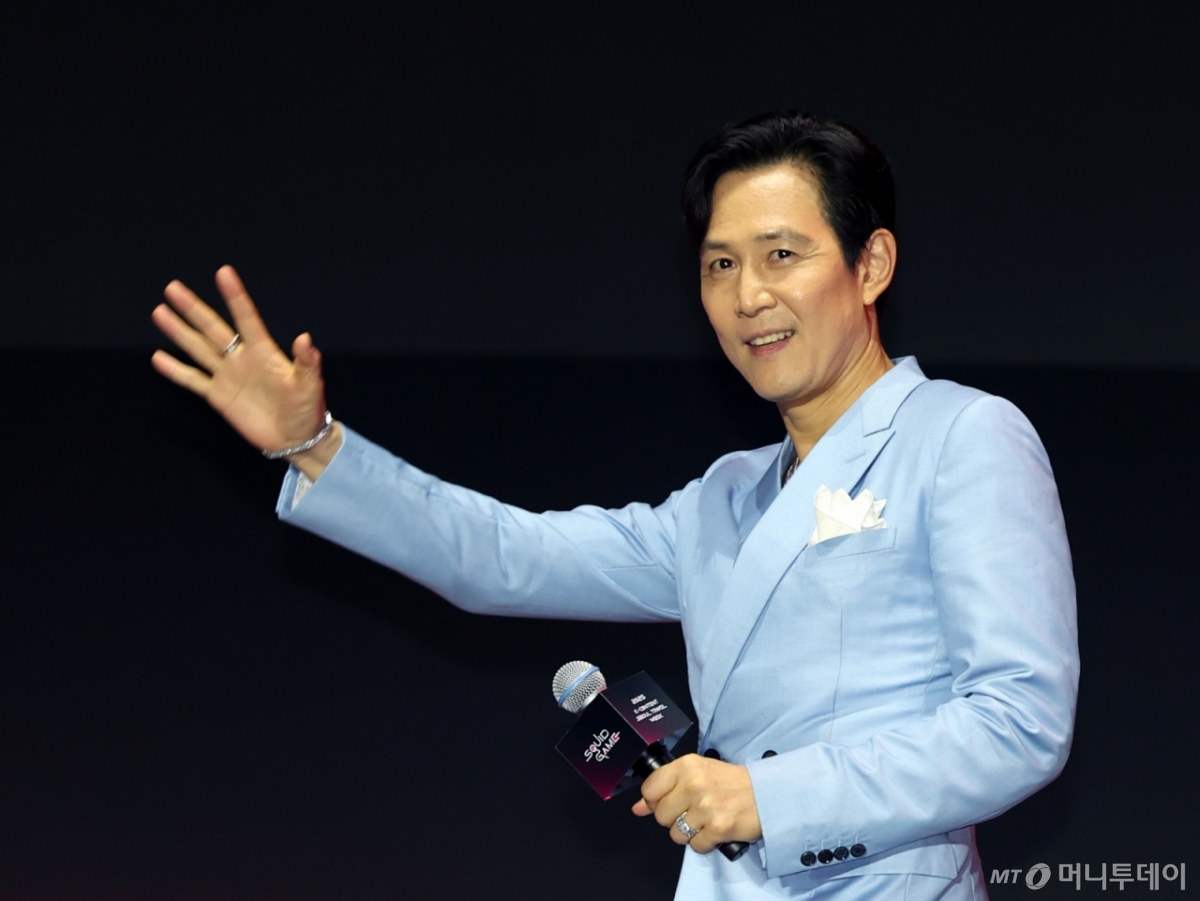'이정재 최대주주' 아티스트유나이티드, 44억 손배소 승소