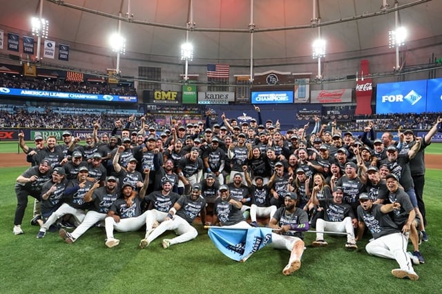 The Tampa Bay team after overcoming the Cleveland Guardians. /Photo=Major League Baseball official SNS