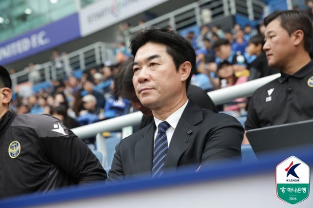 Manager Yoon Jung-hwan of Incheon United. /Photo=Korea Professional Football League