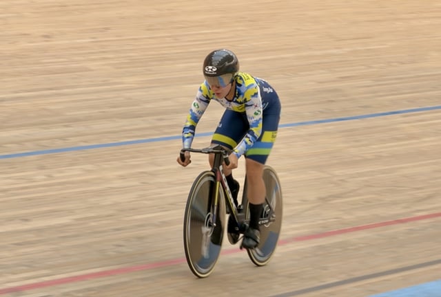 疾走するパク·イェビン選手。/写真=大韓サイクル連盟