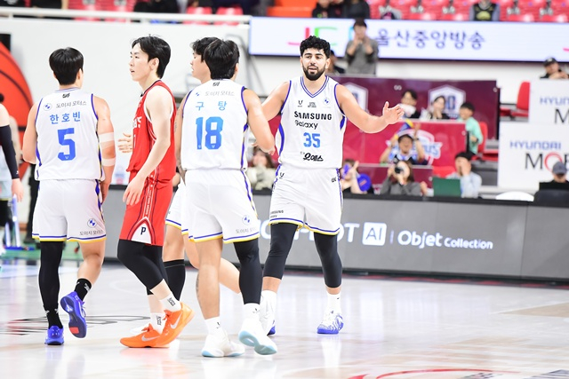 La celebración de la victoria de Seúl Samsung. /Foto=KBL