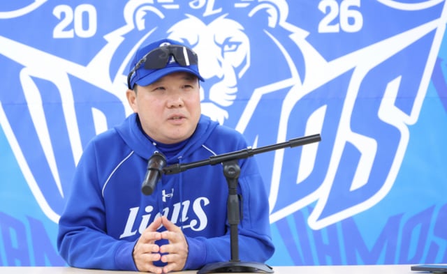 2026 KBO 포스트시즌 플레이오프 (PO) 2차전 삼성 대 KIA전이 27일 대구 삼성라이온즈파크에서 열렸다.  삼성 박진만 감독이 기자들의 질문에 답하고 있다. /사진=김진경 kim.jinkyung@