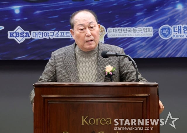Former national team manager Kim In-sik. /Photo=StarNews