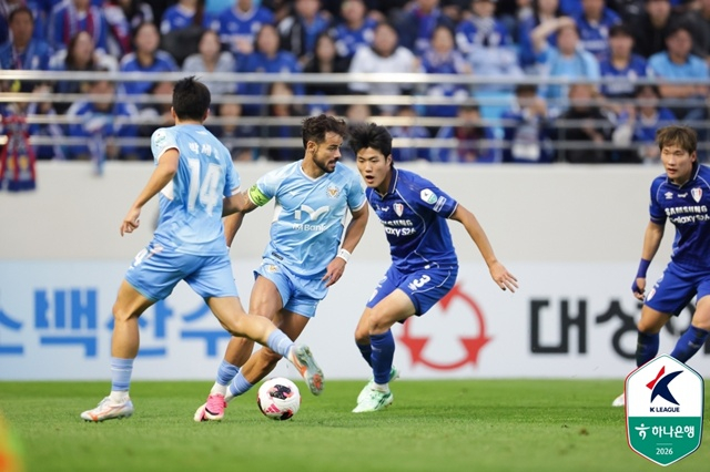 Seizingya (second from left). /Photo=Korea Professional Football League