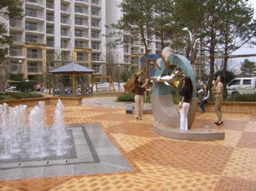 지역 특색 살린 포항2차 아이파크 조경시설 눈길 - 머니투데이