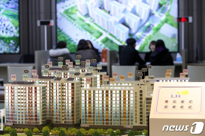 서울 신혼희망타운 '줍줍' 나왔다 "시세보다 10억 싸지만..." - 머니투데이