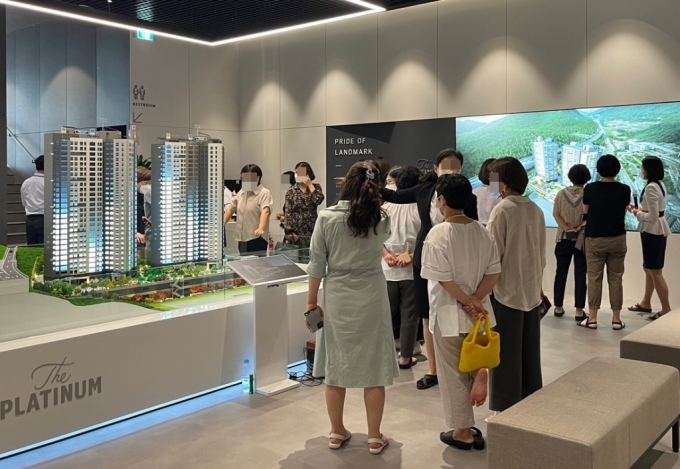 경남 김해서 '쌍용 더 플래티넘 삼계' 견본주택 문 열어 - 머니투데이