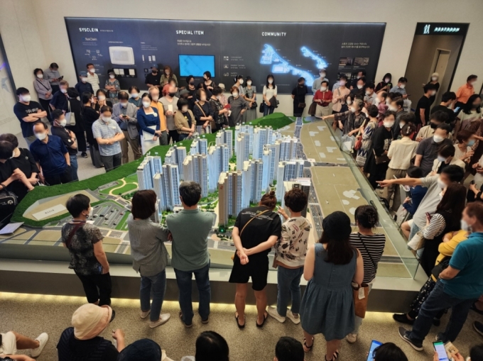 '인덕원 자이 SK뷰' 특별공급 전타입 마감‥오늘 1순위 청약 - 머니투데이