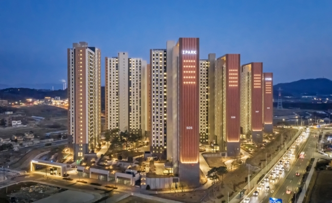 앱 하나로 난방·환기·조명 조절…스마트기술 집약된 '청주가경아이파크 ...