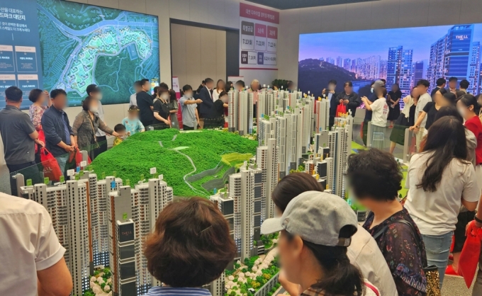 부산 '대연 디아이엘' 2382가구 계약 18일 만에 다 팔렸다 - 머니투데이