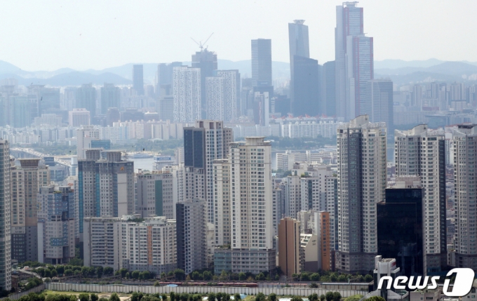 "광명이 12억" 고분양가 논란 불렀던 그 아파트 27채 남았다