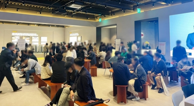 'e편한세상 강동' 줍줍에 3000명 몰렸다 - 머니투데이