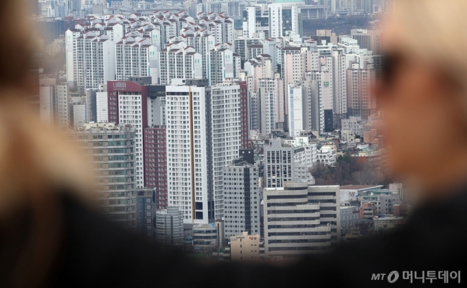'총선 후' 아파트 청약러시…중소 브랜드 몰린 지방은 미달, 미달, 미달 ...