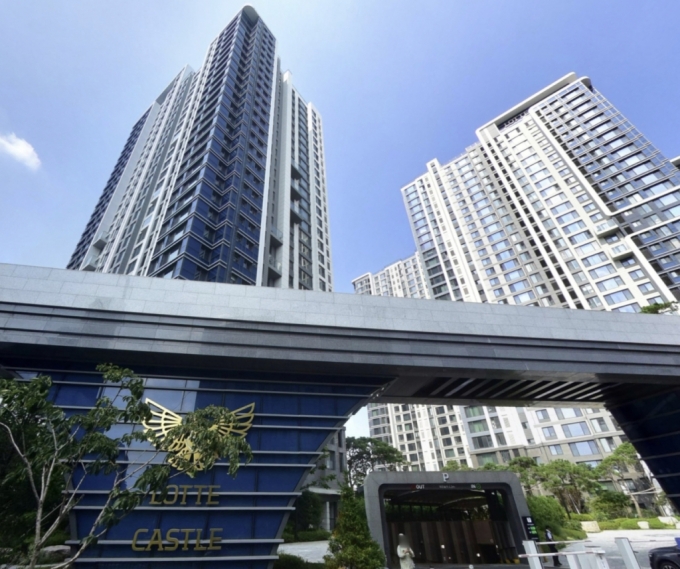 3억 웃돈 붙어도 "저요, 제가 살게요"…이 아파트 '입찰 경쟁' 불붙나 ...