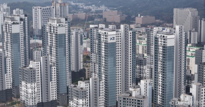 "당첨되면 10억 로또"…과천 신혼희망타운 5억원대 '줍줍' 떴다 - 머니 ...