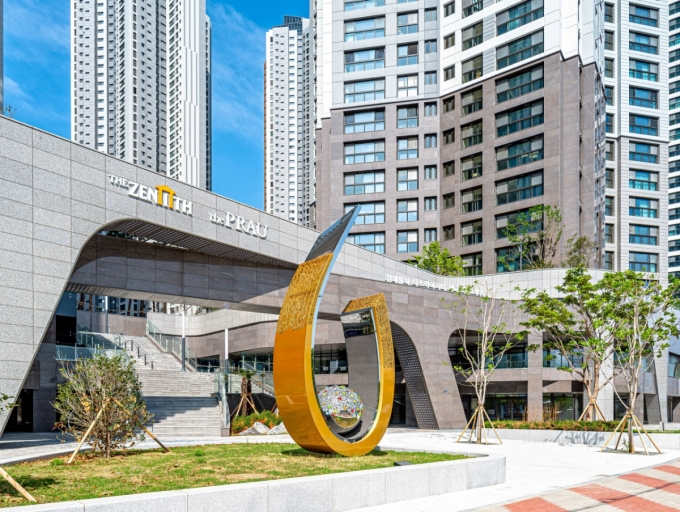 "단지를 '문화공간'으로"…두산건설, 입주민 만족도 높이는 차별화 전략 ...