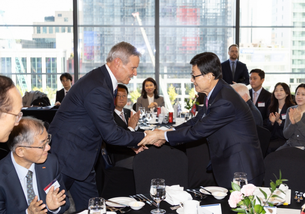 한국 찾은 美 테네시 주지사 