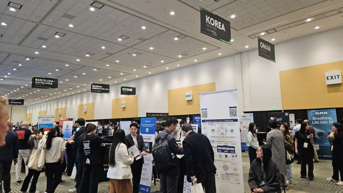 '美 진격' K-스타트업...전세계 혁신리더 모인 실리콘밸리 달궜다 - 뉴스 썸네일 이미지