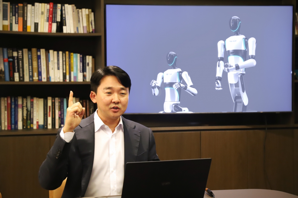 아이엘, '3조 로봇기업'과 휴머노이드 공략 