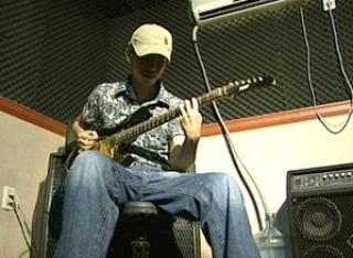 ↑한 네티즌이 만들어 자신의 미니홈피(www.cyworld.com/digiri78)에 올려놓은 추석연휴기간 TV 영화 목록. 이번주 많은 네티즌들이 홈페이지, 게시판 등에 올려놓으며 인기를 끌었다.